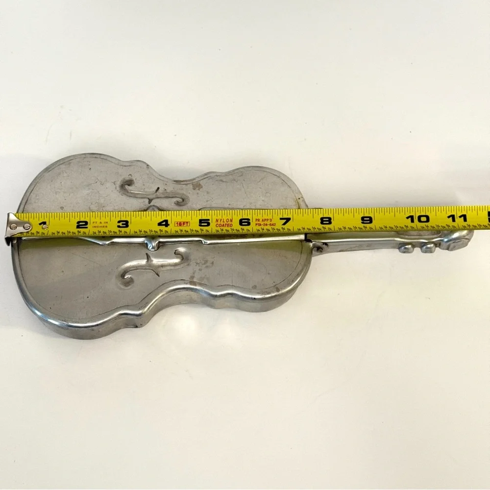 Vintage Mount Vernon Ware - Aluminum Violin Silent Butler